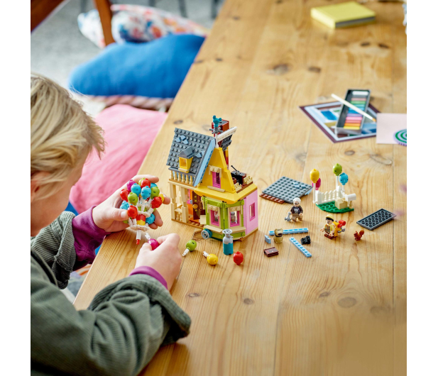 LEGO Disney i Pixar 43217 Dom z bajki „Odlot” - 1091361 - zdjęcie 17